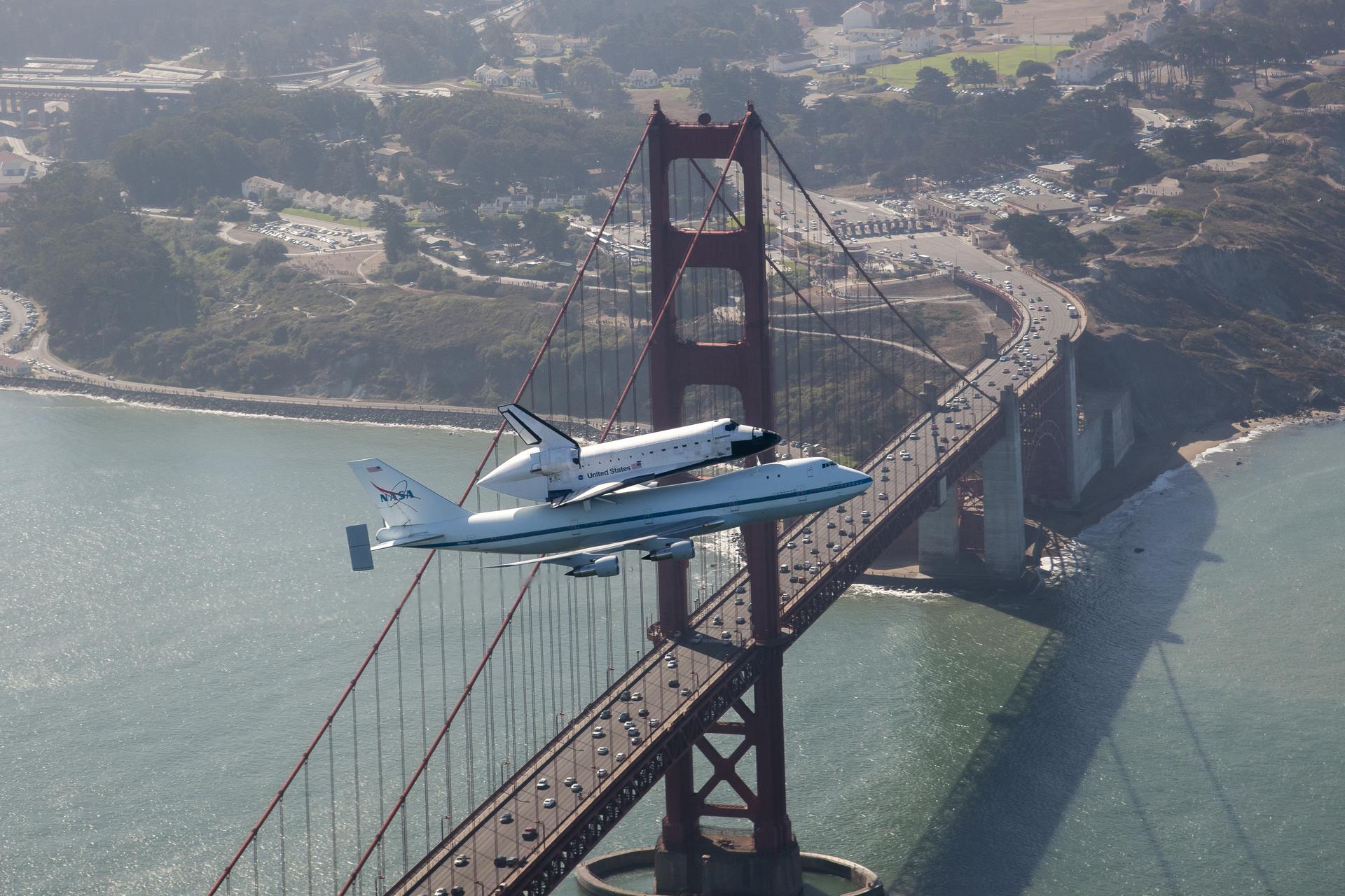 Space shuttle Endeavour and its host NASA 747 Shuttle Carrier Aircraft