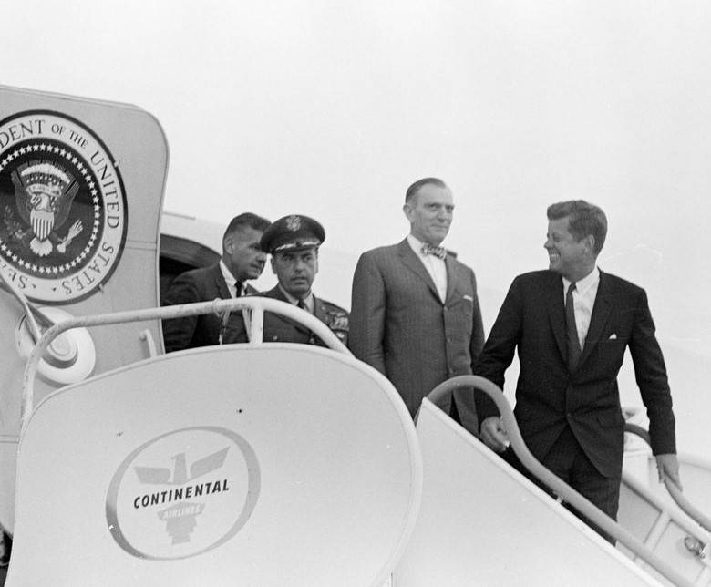 houston_international_airport_sep_11_1962