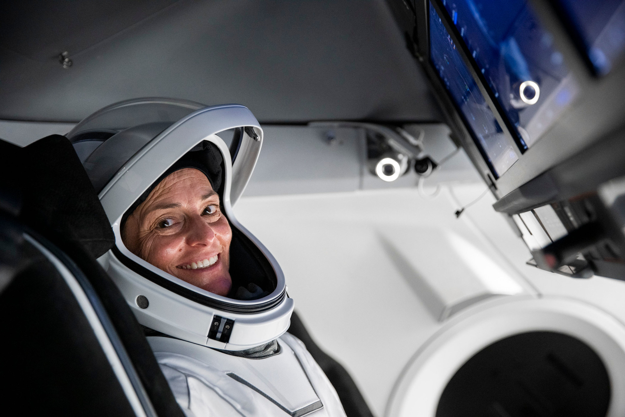  SpaceX Crew-5 Commander Nicole Aunapu Mann from NASA is pictured during a Crew Dragon cockpit training session at SpaceX headquarters in Hawthorne, California
