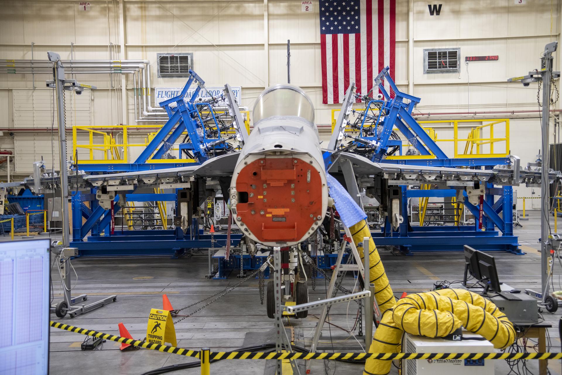 F/A-18E in Hanger