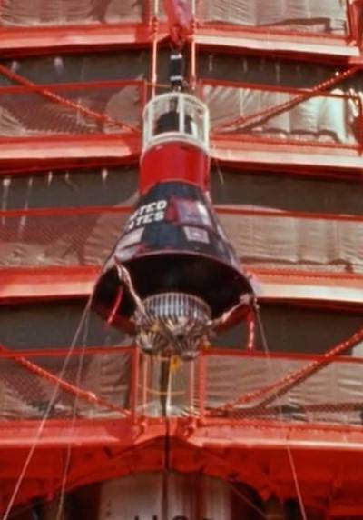 sigma_7_capsule_lifting_sep_10_1962