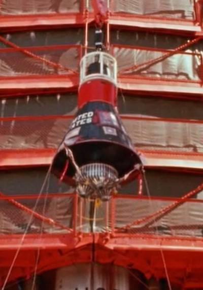 sigma_7_capsule_lifting_sep_10_1962