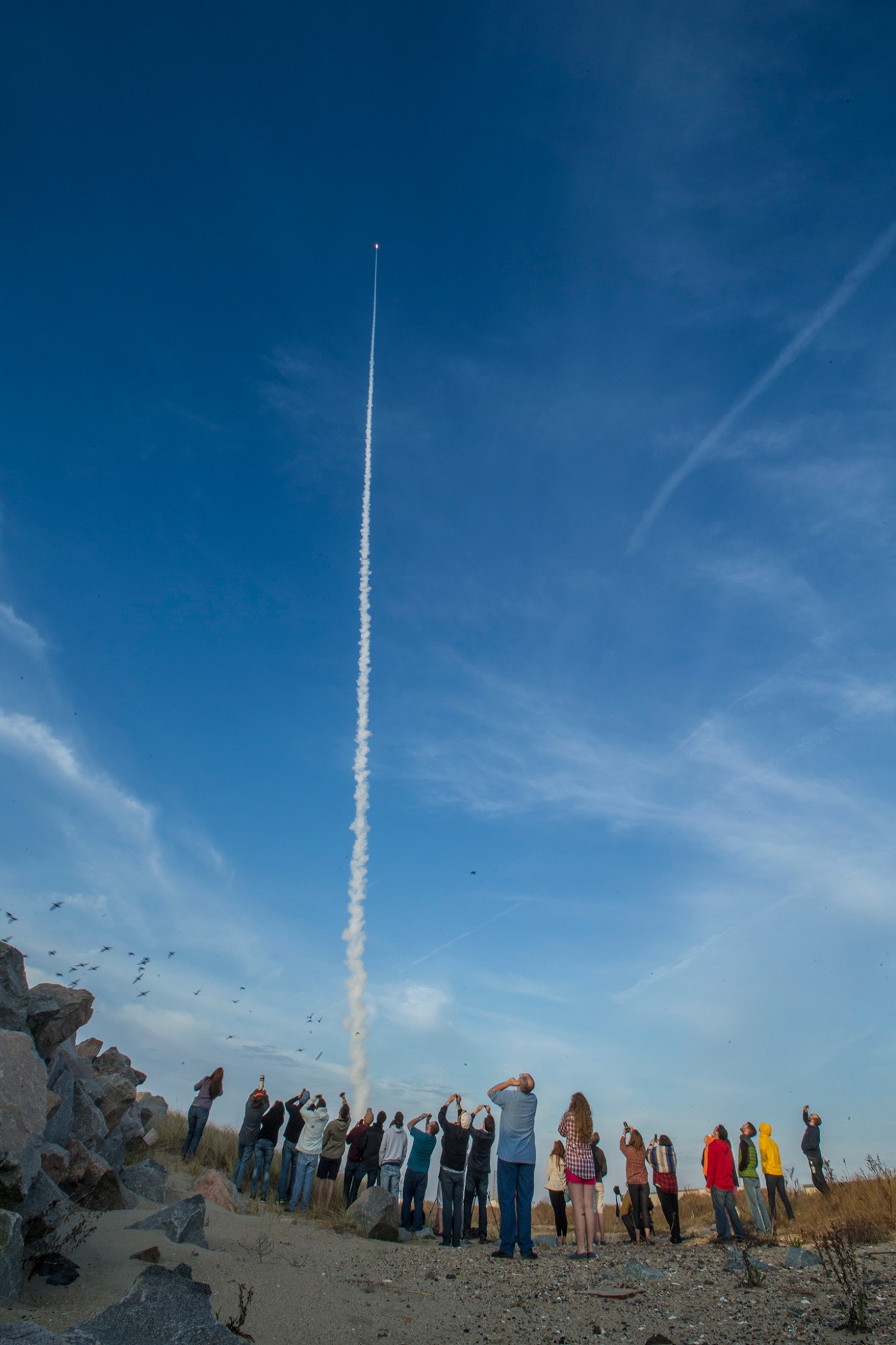 RockSat-X participants view rocket launch