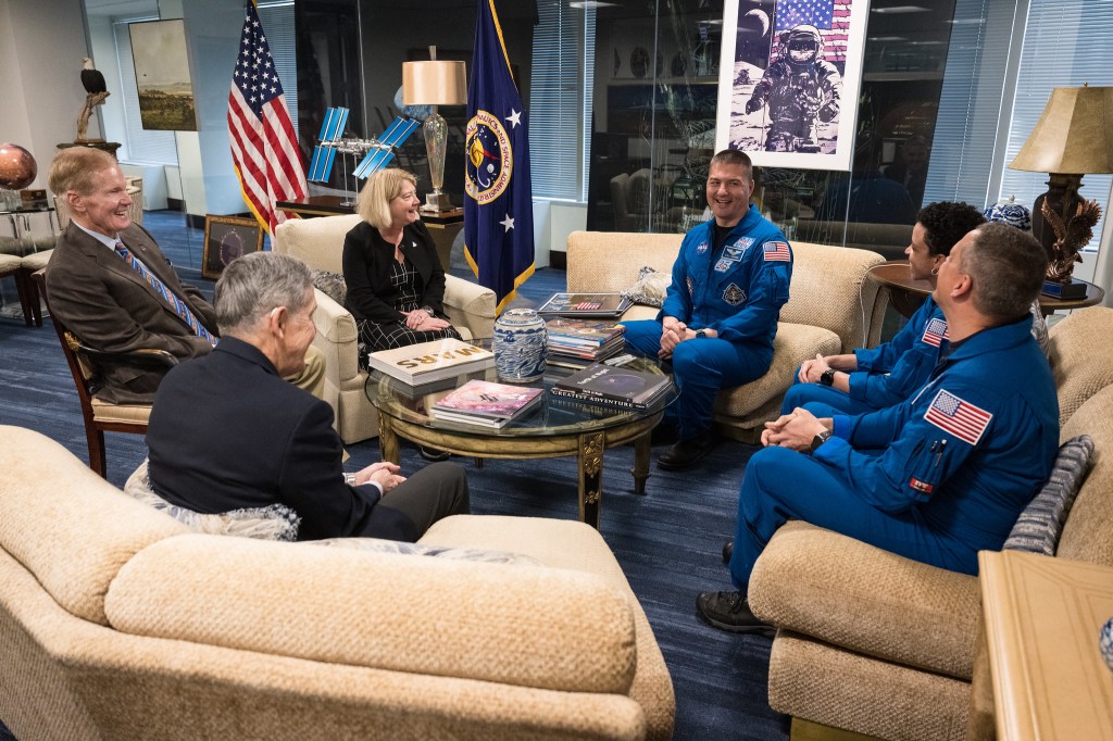From left to right, NASA Associate Administrator Bob Cabana, NASA Administrator, Bill Nelson, and NASA Deputy Administrator, Pam Melroy, meet with NASA’s SpaceX Crew-4 NASA astronauts Kjell Lindgren, Jessica Watkins, and Robert Hines, Monday, March 27, 2023, at the Mary W. Jackson NASA Headquarters building in Washington DC.