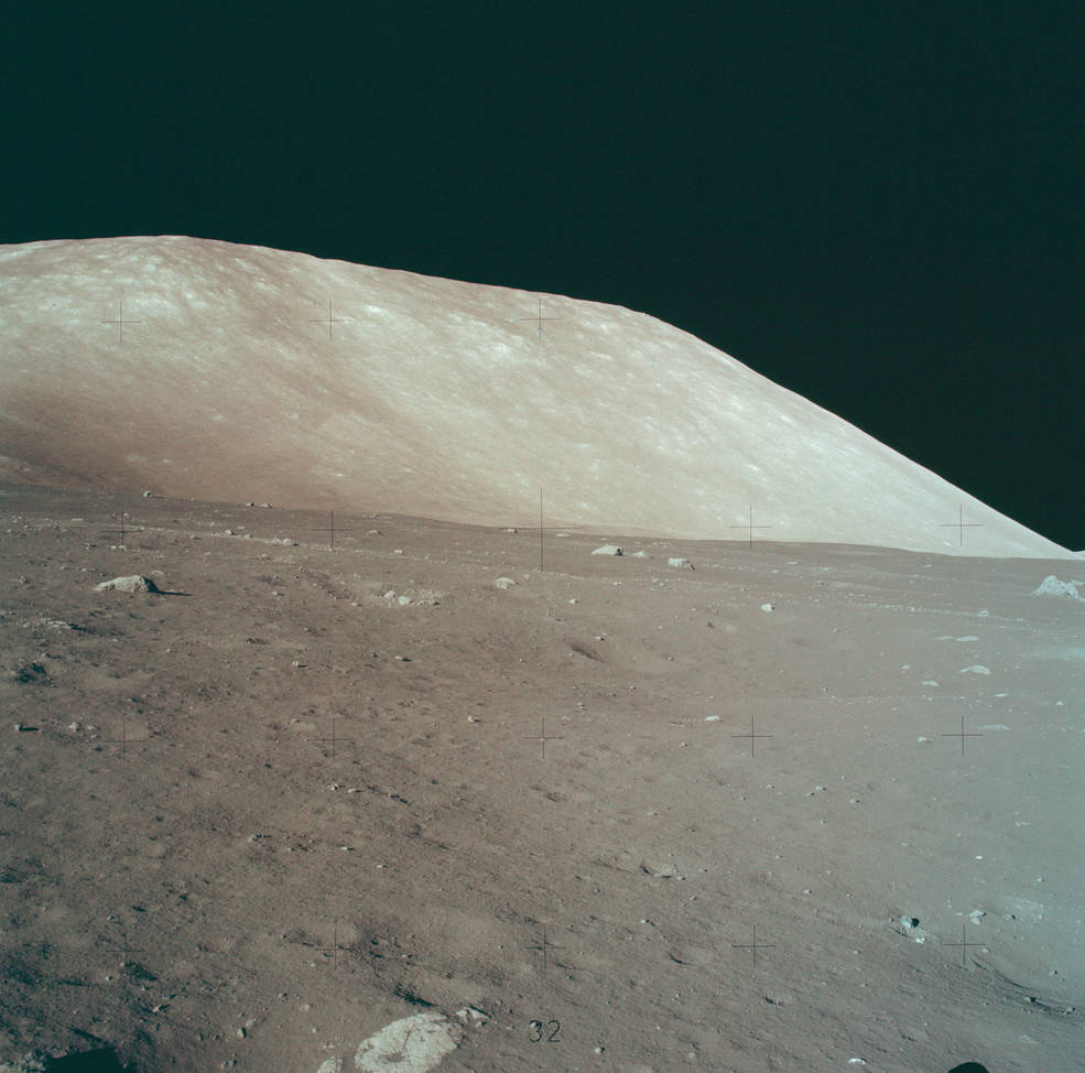 apollo_17_moon_landing_postlanding_pan_cdr_window_2