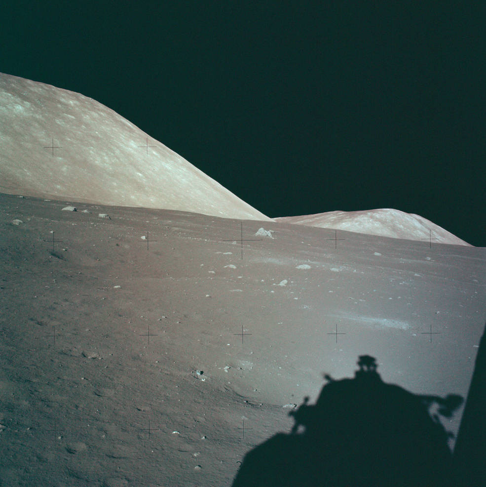 apollo_17_moon_landing_postlanding_pan_cdr_window_3