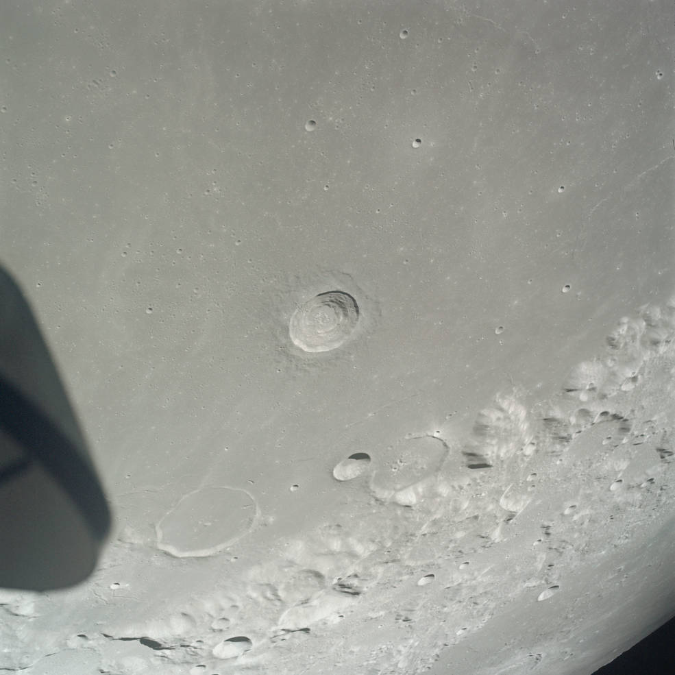 apollo_17_moon_landing_rev_1_lick_picard_yerkes_se_mare_crisium