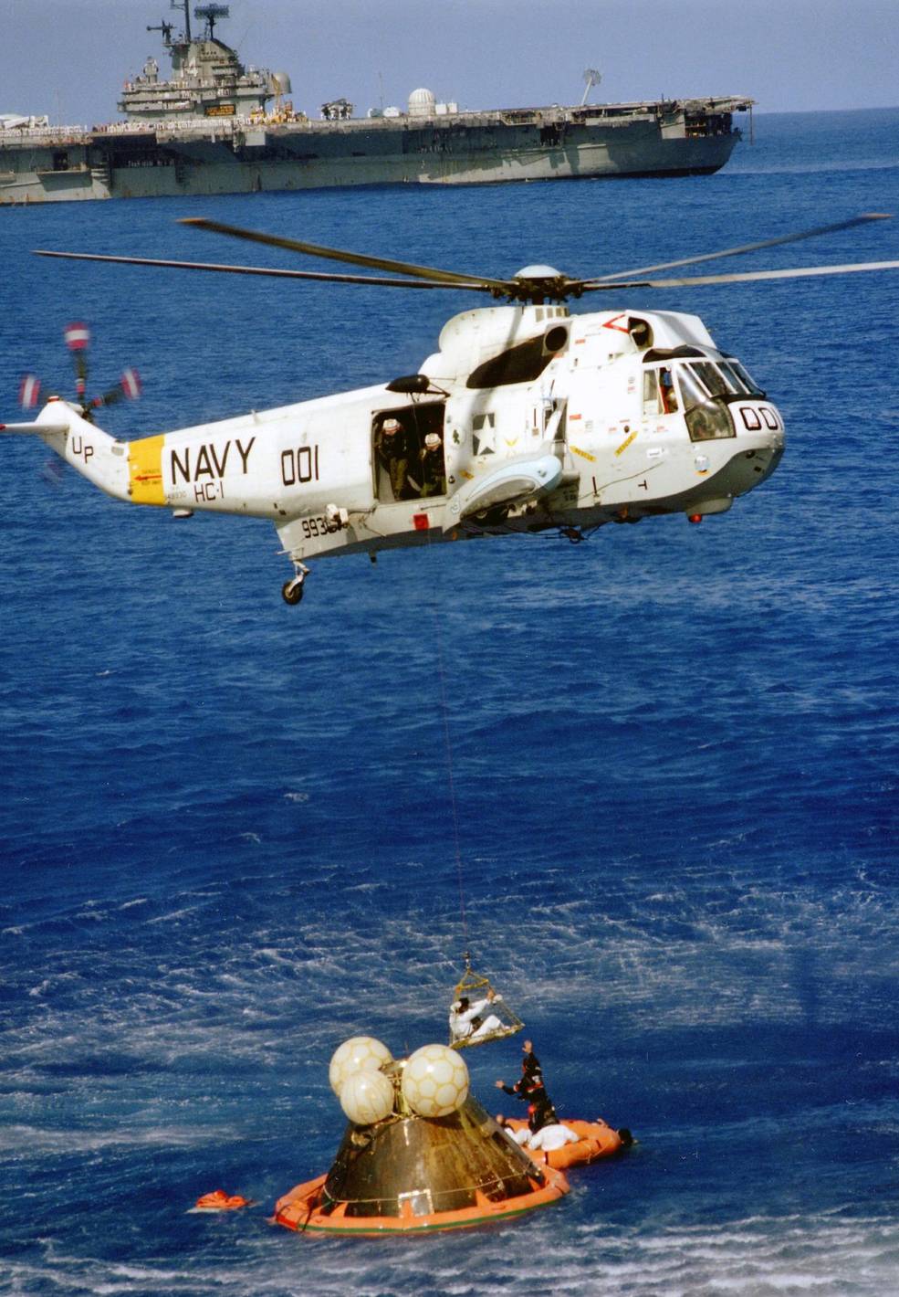 apollo_17_splashdown