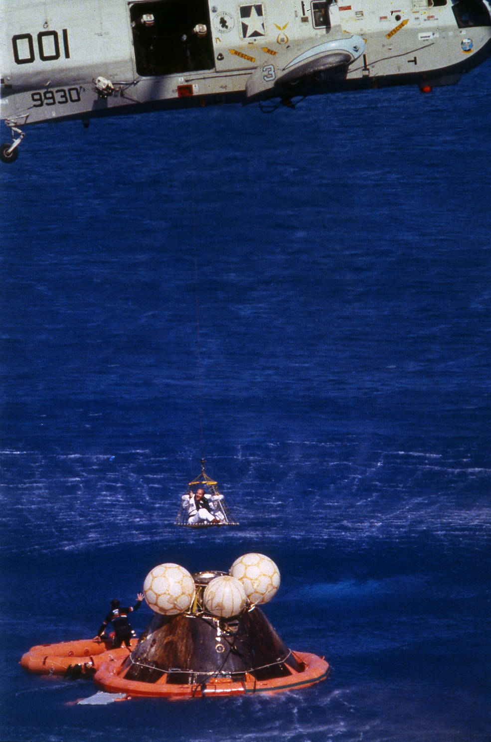 apollo_17_splashdown