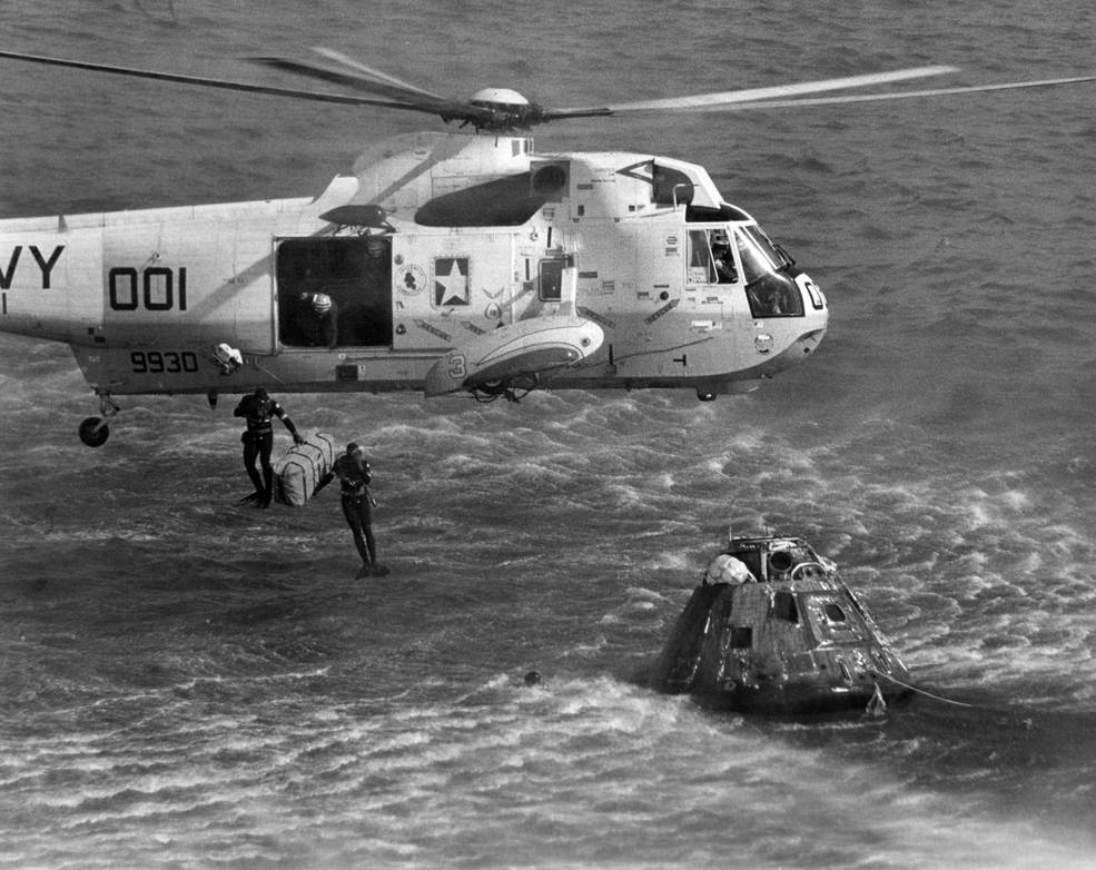 apollo_17_splashdown