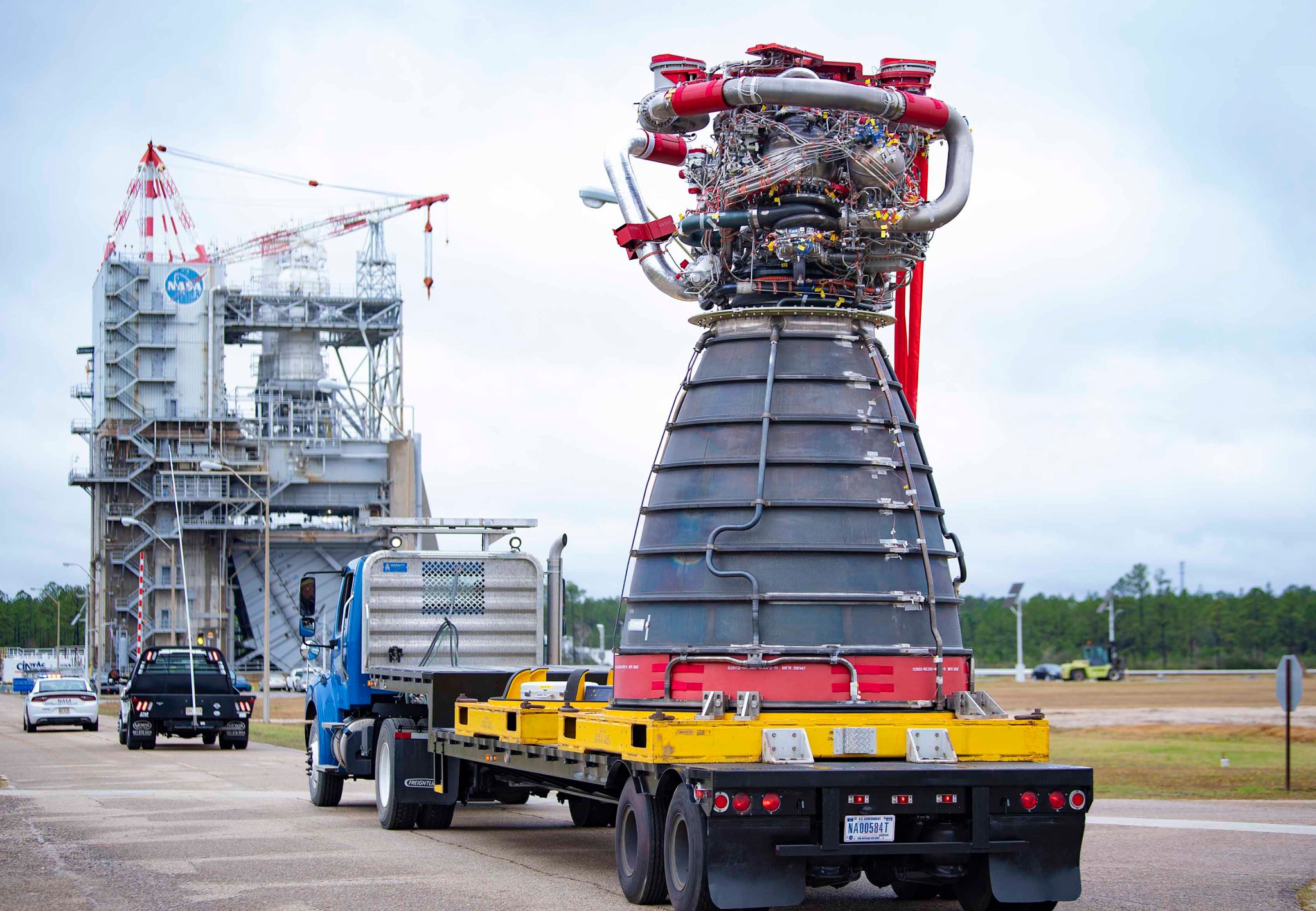 RS-25 engine, E10001, is delivered to the Fred Haise Test Stand at NASA’s Stennis Space Center