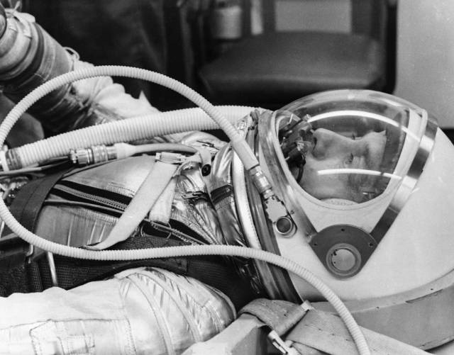 Alan Shepard participates in a test of his pressure suit