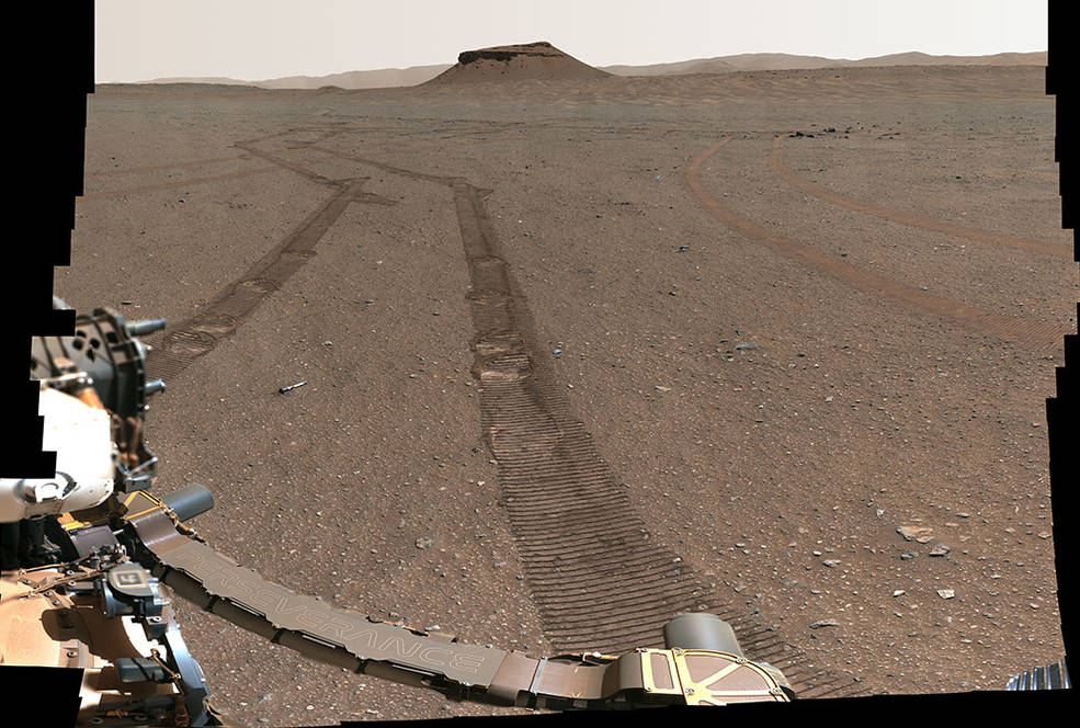 A wide angel view from the perseverance over a sandy surface 