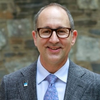 Headshot of Lance Bush