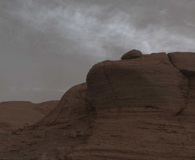 an example of a mesospheric cloud seen from the ground by NASA's Curiosity rover