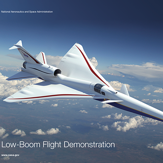 Low-boom airplane minposter