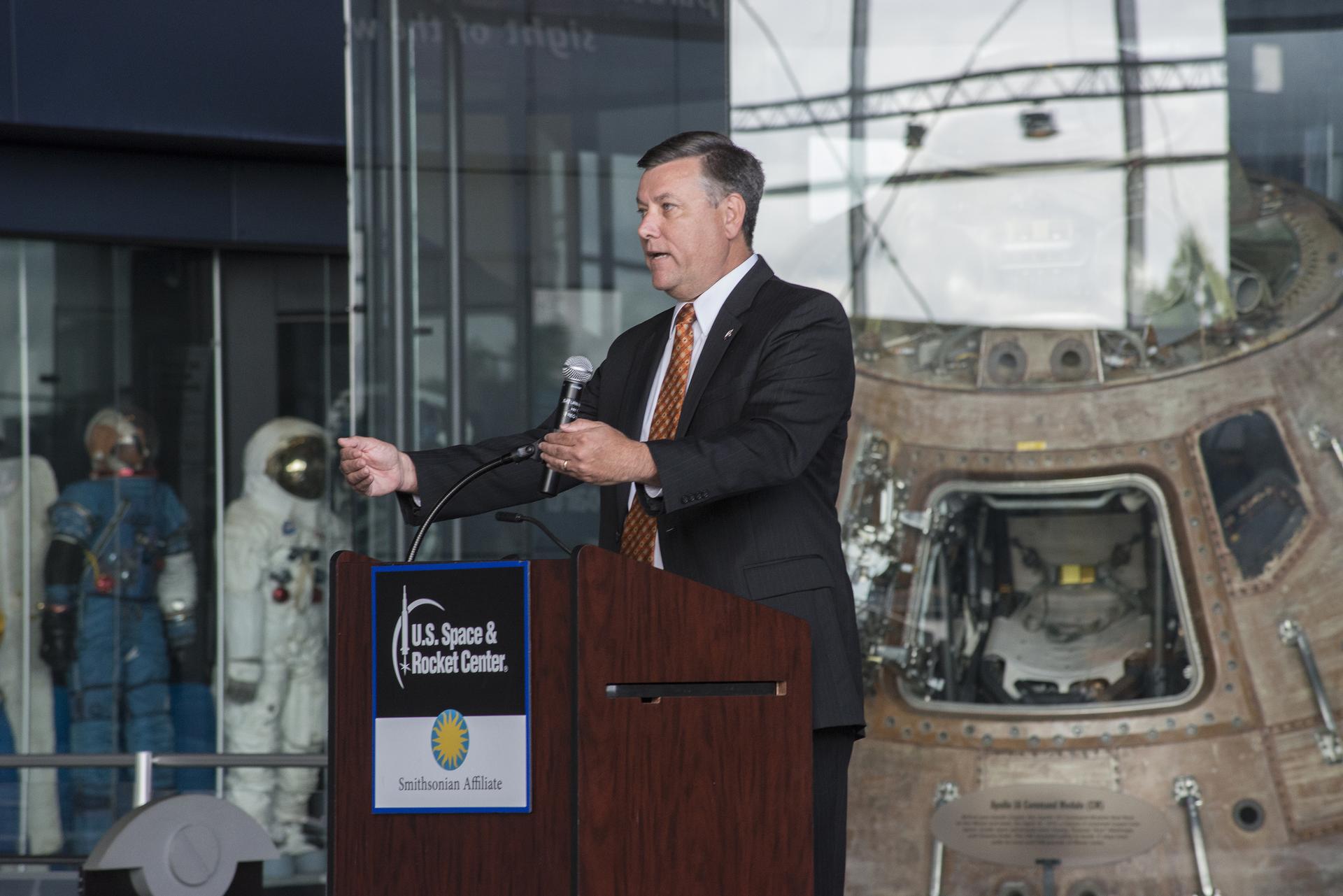 Patrick Scheuermann addresses the summer interns during an orientation