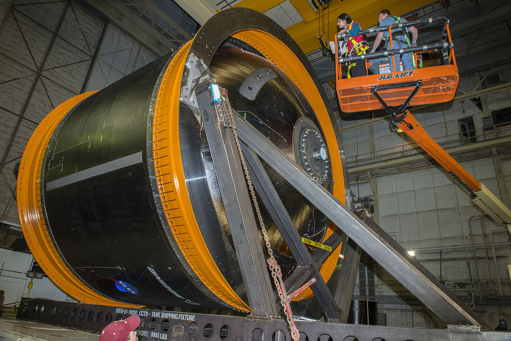 NASA Engineers Prepare Game Changing Cryotank for Testing