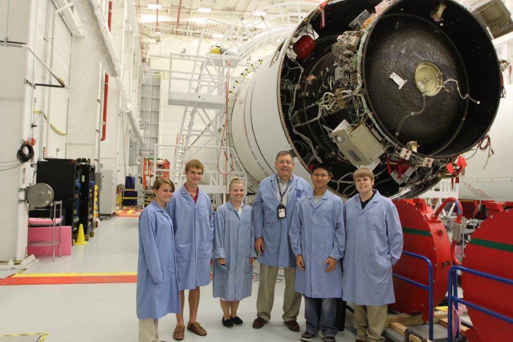 Interns at the HIF