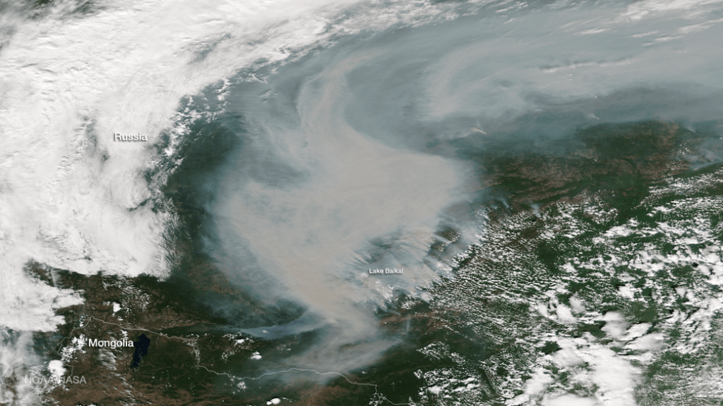 Suomi-NPP Focuses on Lake Baikal Fires in Russia