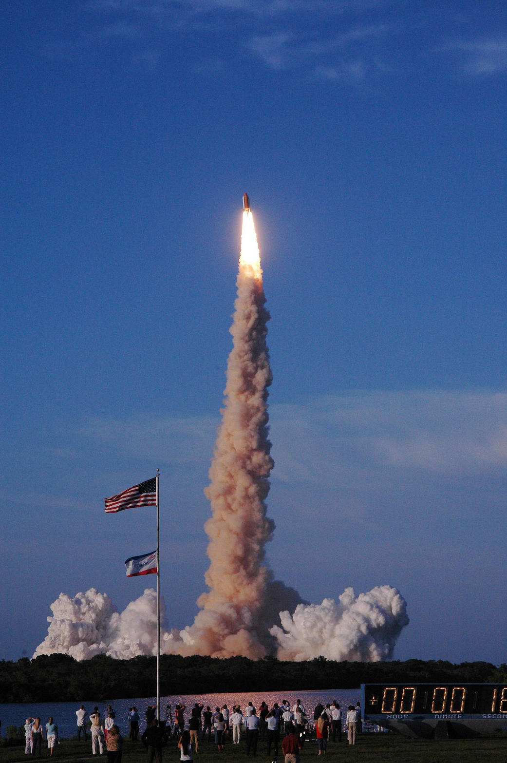 Atlantis Lifts Off!