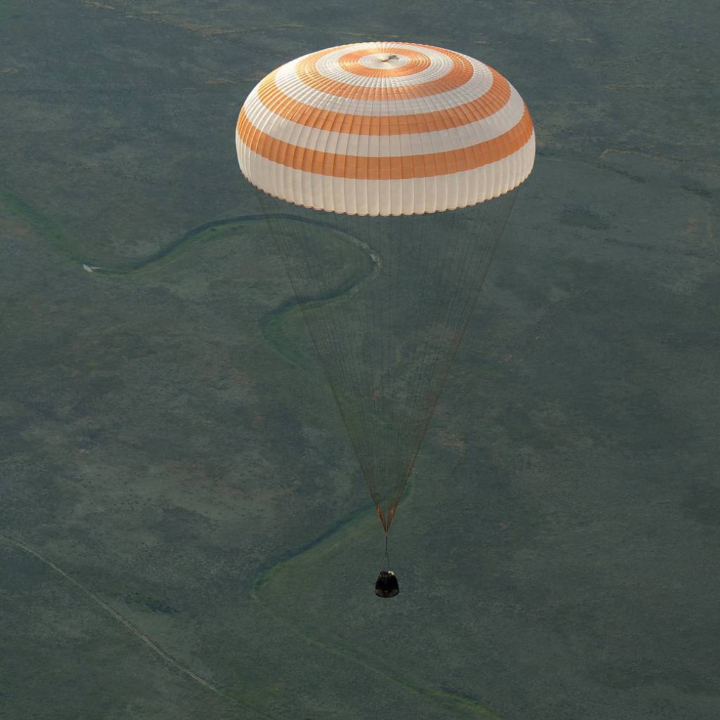 Expedition 43 Soyuz Landing
