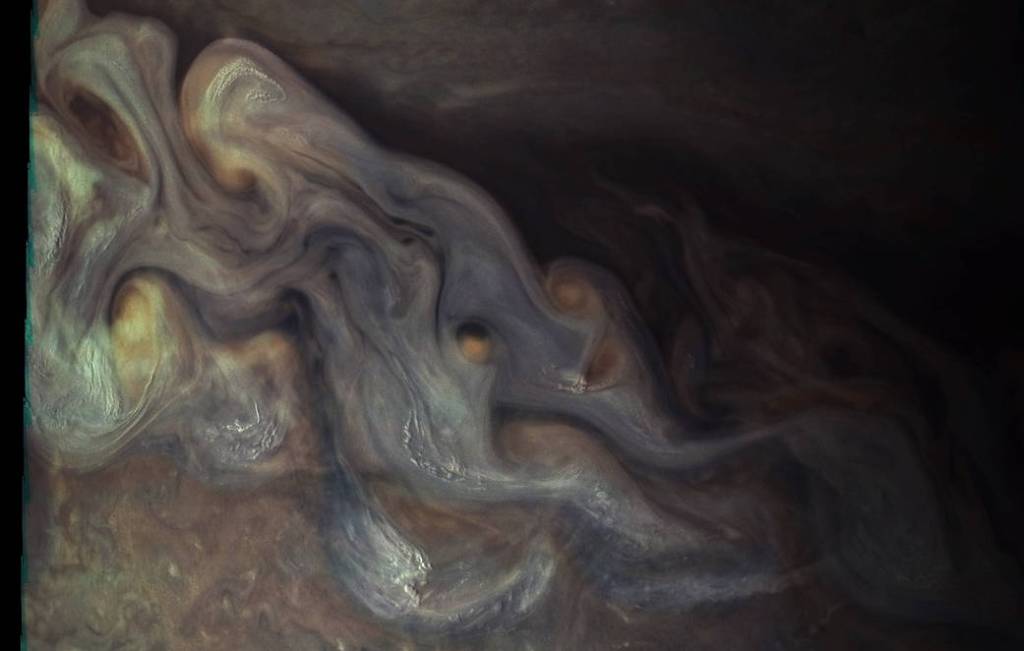 Closer Look at Jupiter’s Clouds