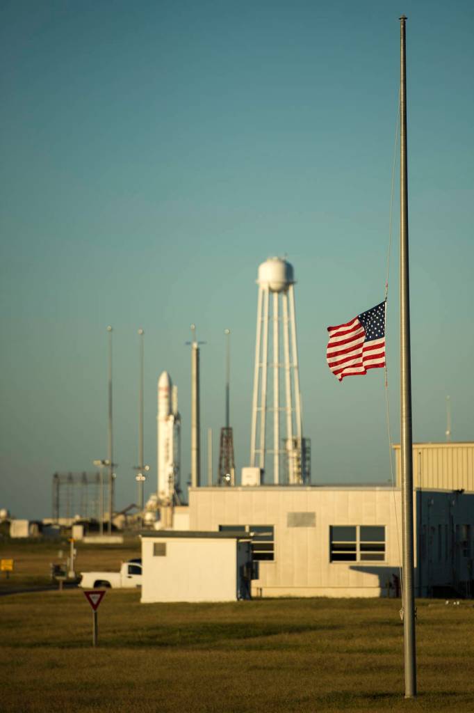 In Tribute to Washington Navy Yard Victims