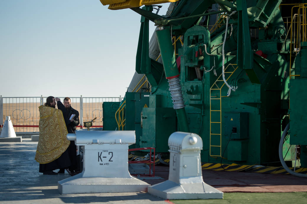 Blessing of Expedition 38 Soyuz