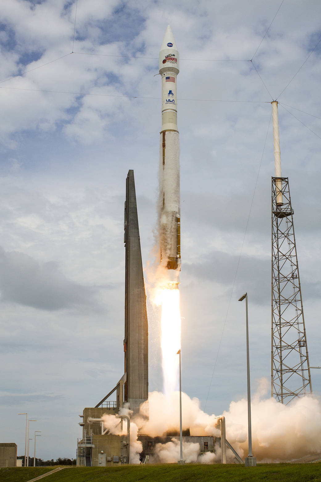 The United Launch Alliance Atlas V rocket with NASA’s Mars Atmosphere and Volatile Evolution (MAVEN) spacecraft launches from the Cape Canaveral Air Force Station Space Launch Complex 41, Monday, Nov. 18, 2013, Cape Canaveral, Florida.