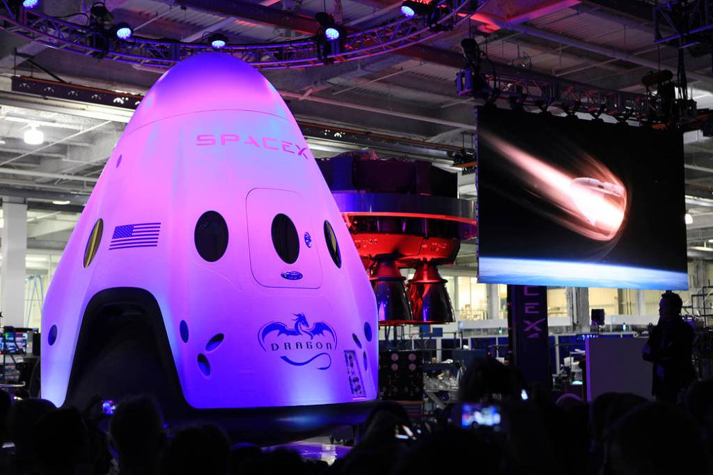 Dragon V2 Spacecraft Unveiled