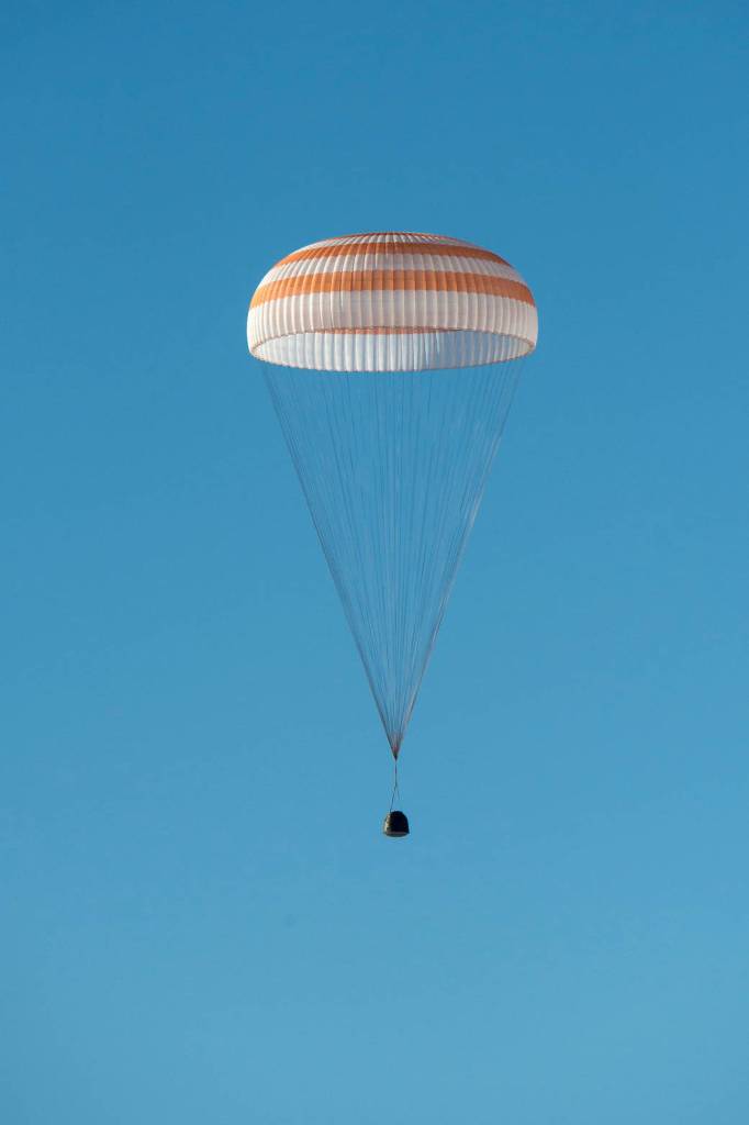 The Soyuz TMA-11M Lands in Kazakhstan