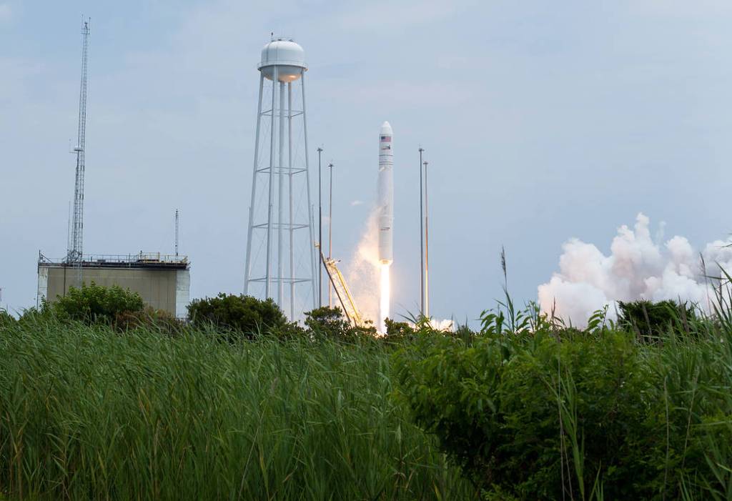 Orbital Sciences Antares Launches With Station Cargo