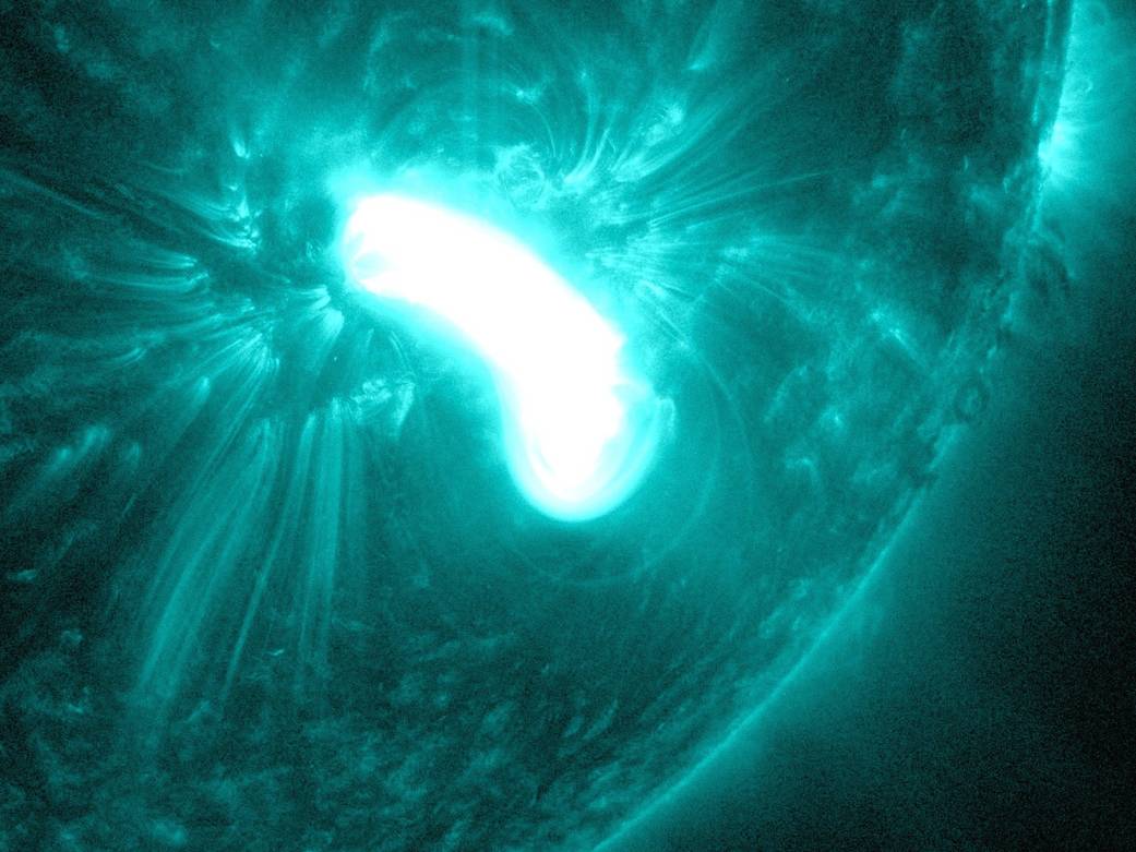 Sun releases X1.0 class solar flare on Oct. 25, 2014.