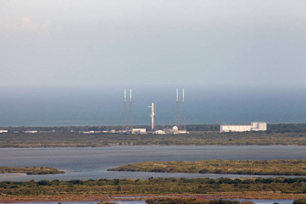 SpaceX Falcon Awaits Launch