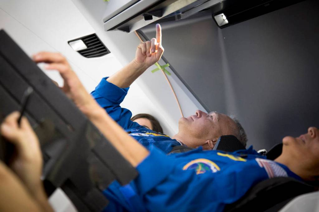 Commercial Crew Astronauts Evaluate Crew Dragon
