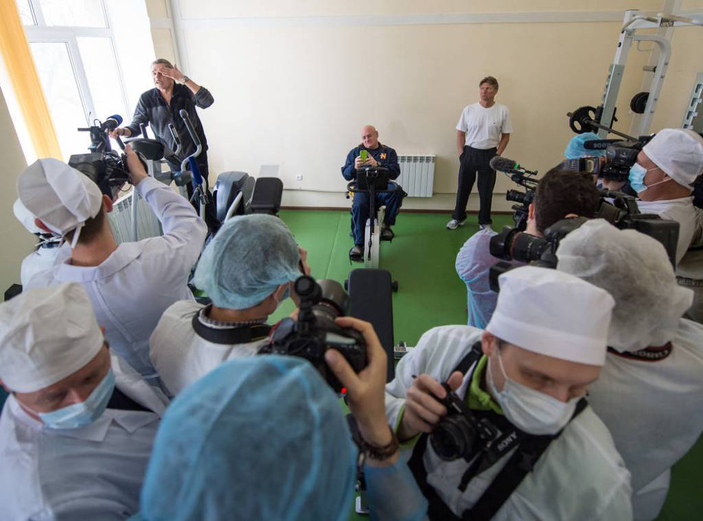 Expedition 43 Media Day