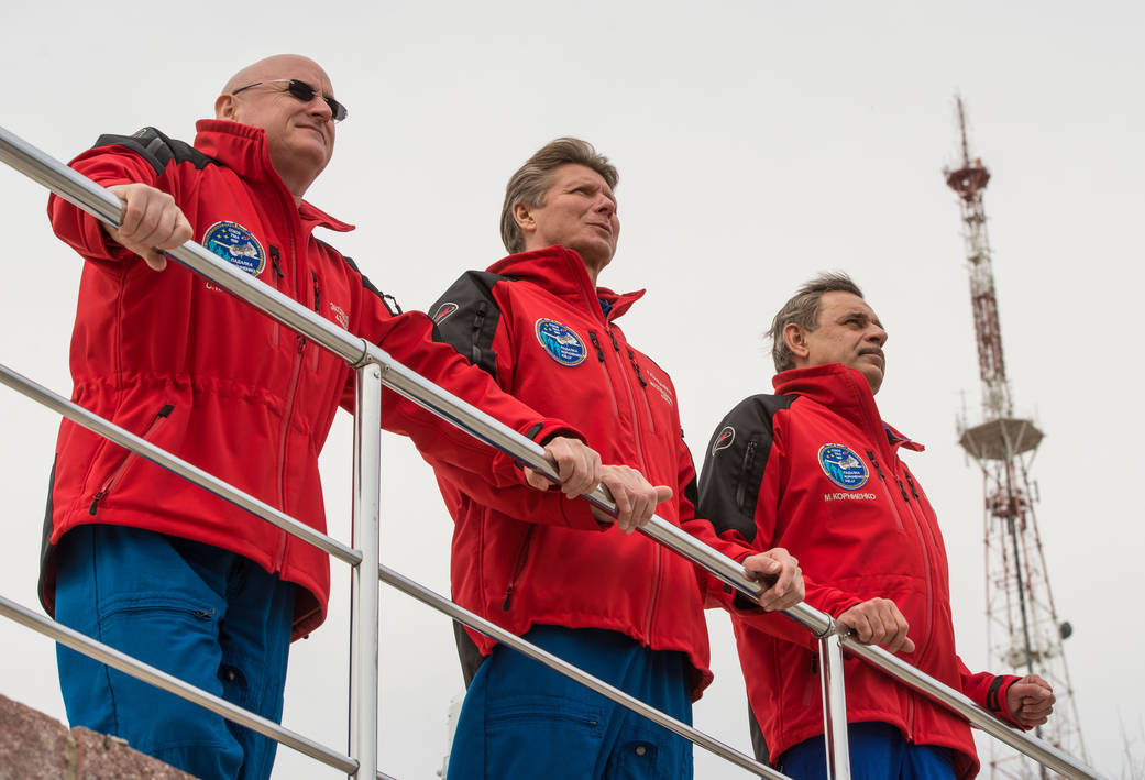 Expedition 43
