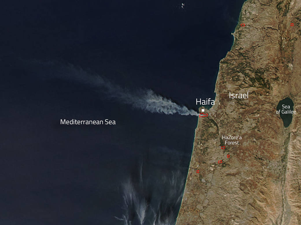Fires near Haifa, Israel