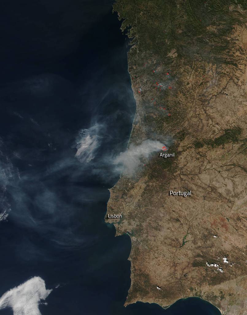 Wildfires Continue in Portugal Amid Sky-High Temperatures