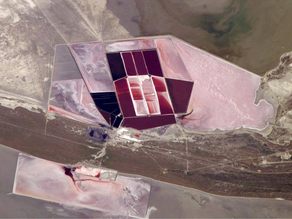 Salt Ponds, Botswana