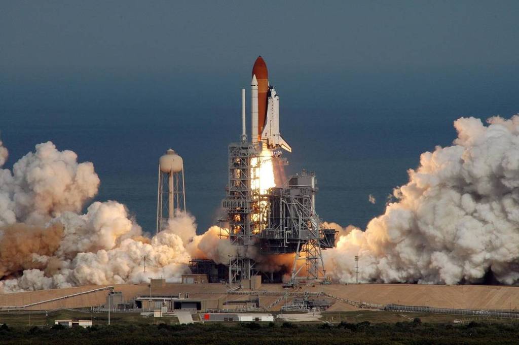 Mission STS-122 Begins