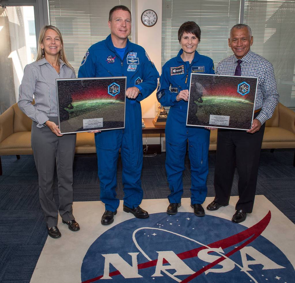 Astronauts Virts and Cristoforetti at NASA Headquarters