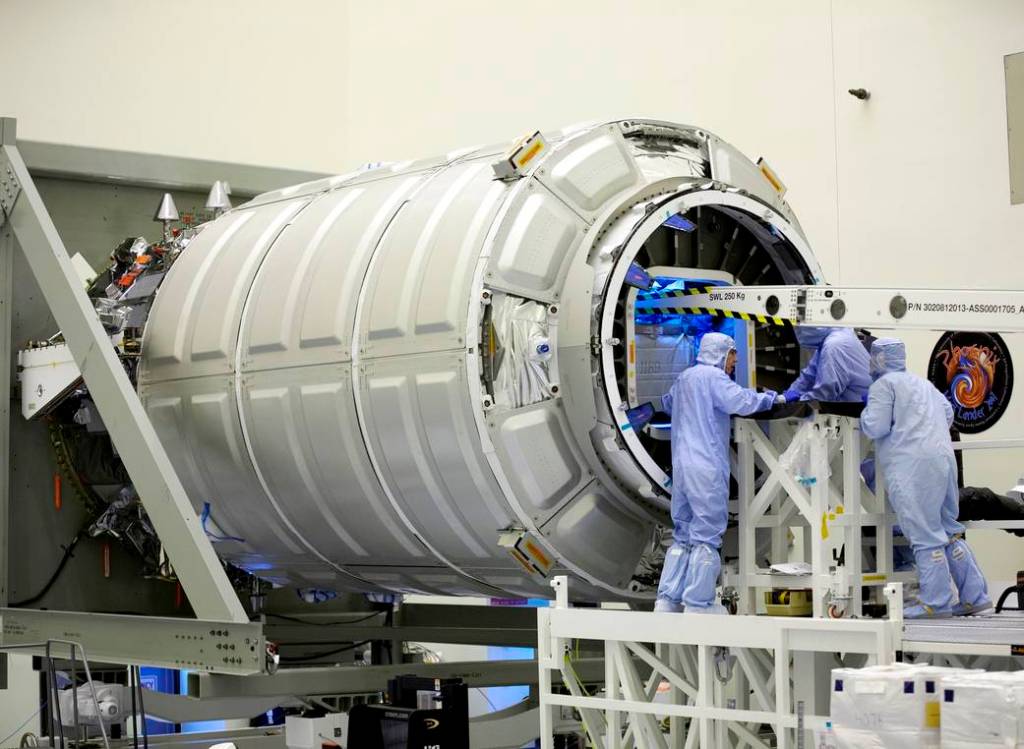 Final Cargo Loading for Orbital ATK CRS-6
