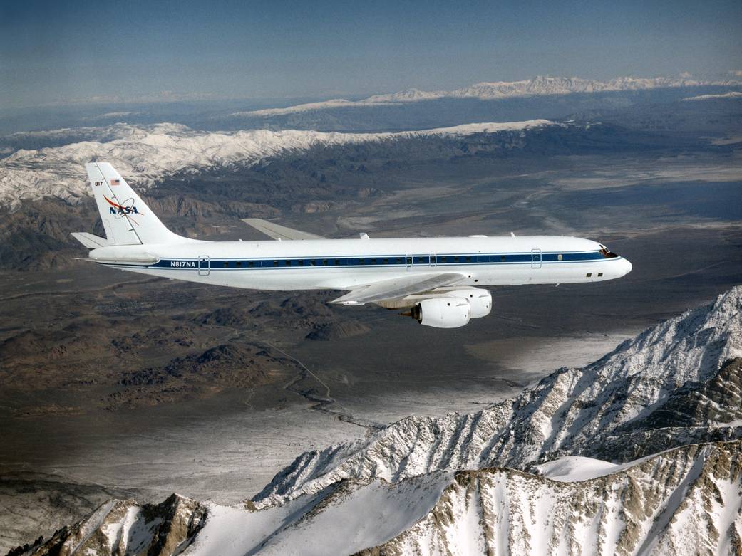 DC-8 in Flight Over Sierra Nevadas