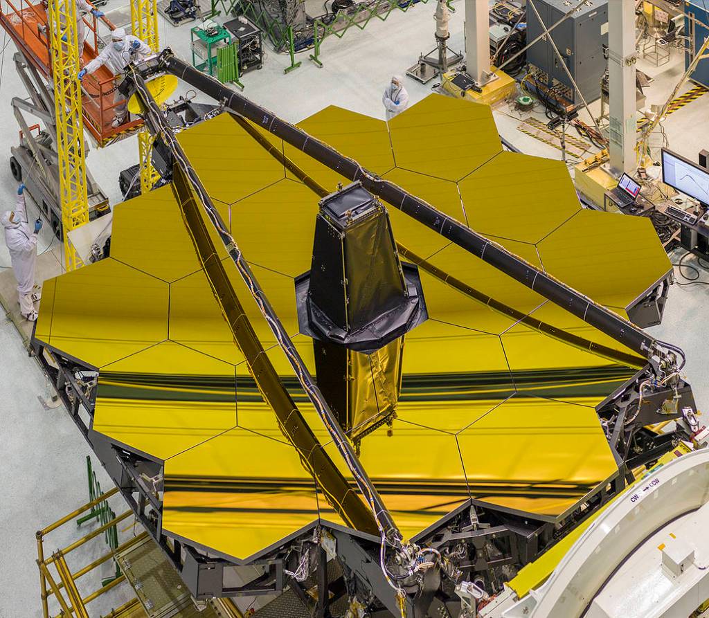 James Webb Space Telescope’s Golden Mirror