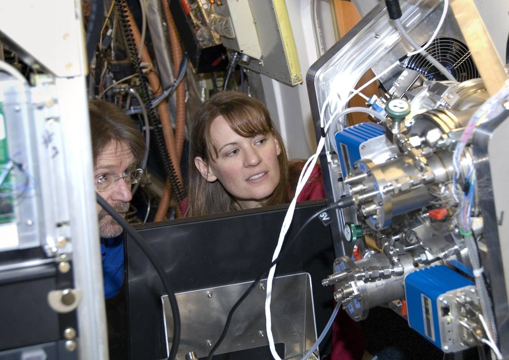 NCAR Personnel Assess Instrument Operation for ARCTAS Mission