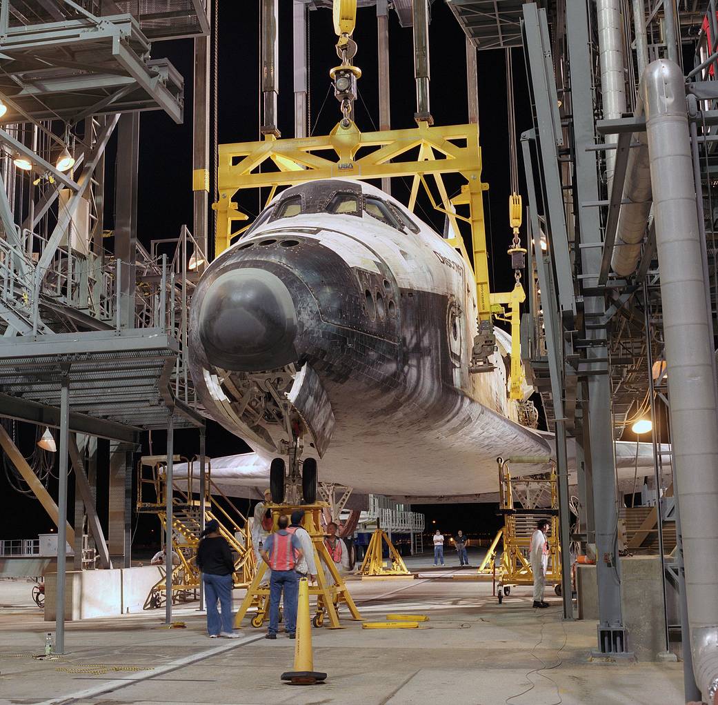 STS-114 Space Shuttle Discovery Receives Post-Flight Servicing