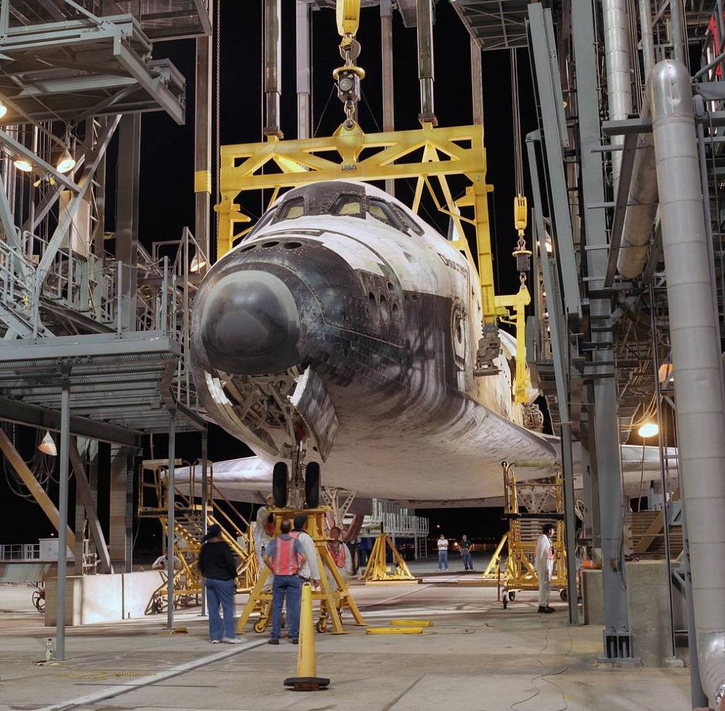 STS-114 Space Shuttle Discovery Receives Post-Flight Servicing