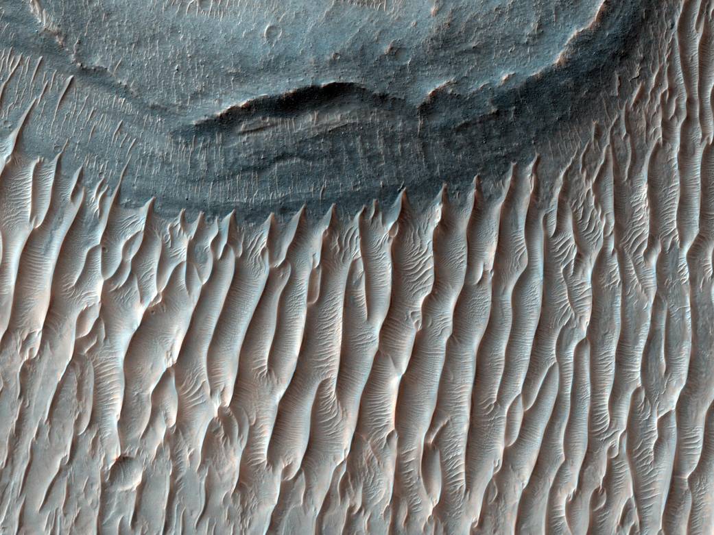 Ius Chasma